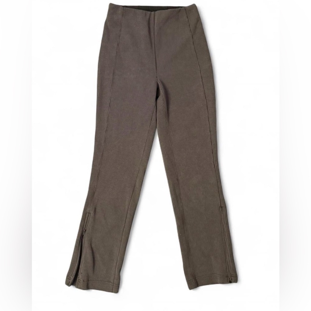 Lululemon Ribbed Softstreme Zip-Leg HR Crop Pant size 2